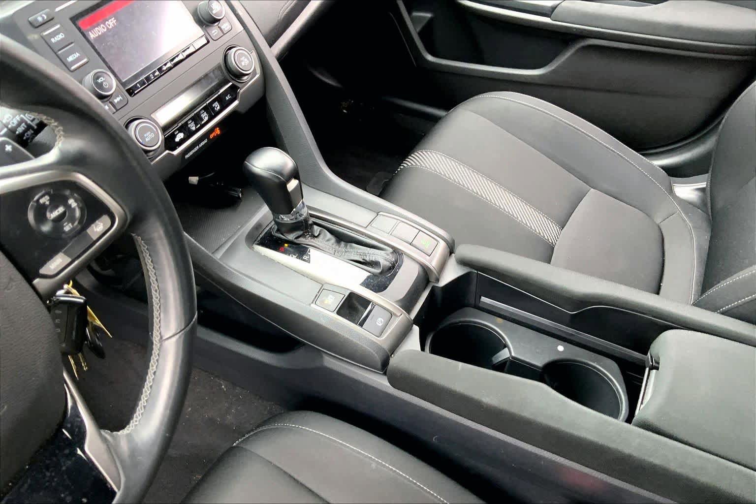 Used 2019 Honda Civic Sport image 17