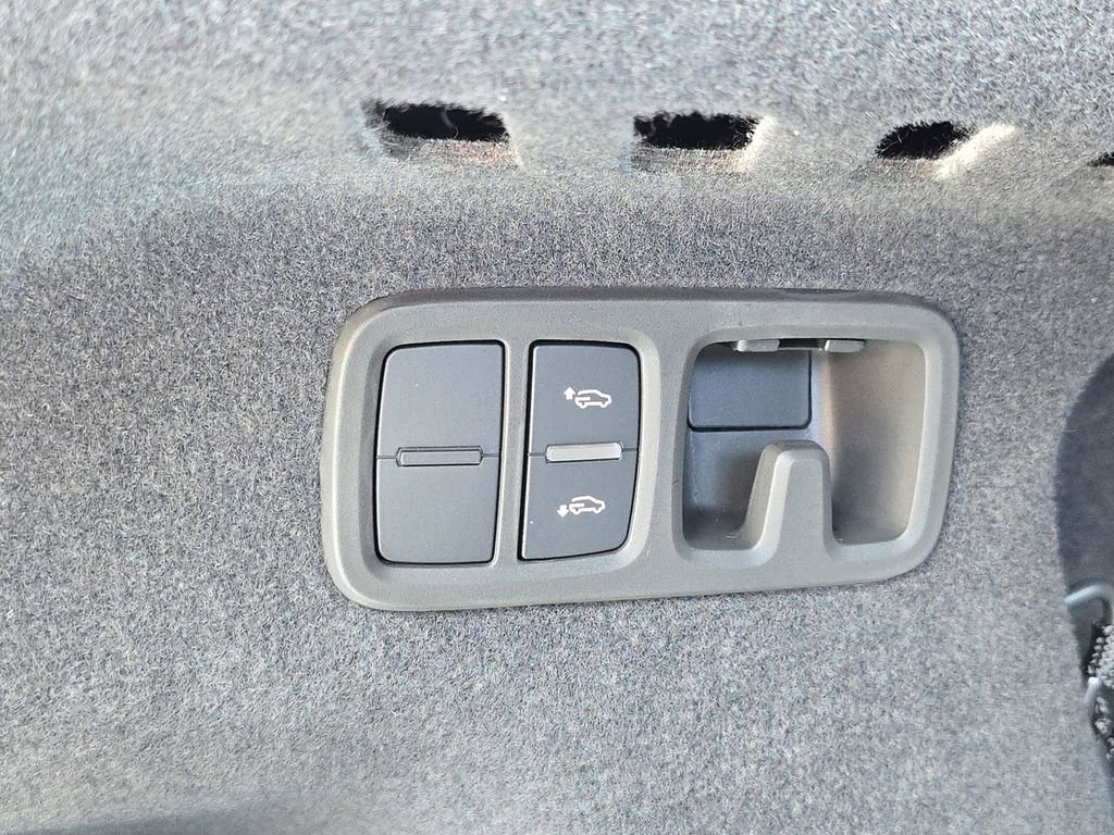 New 2026 Audi RS Q8 performance image 13