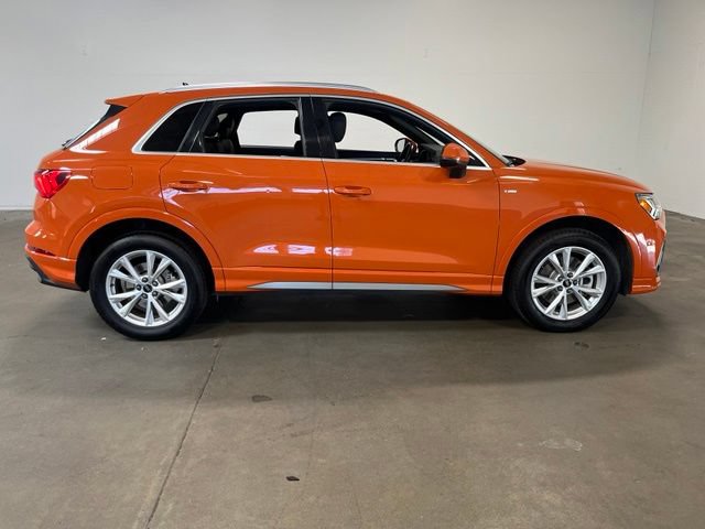Used 2025 Audi Q3 2.0T Premium AWD/4WD image 2