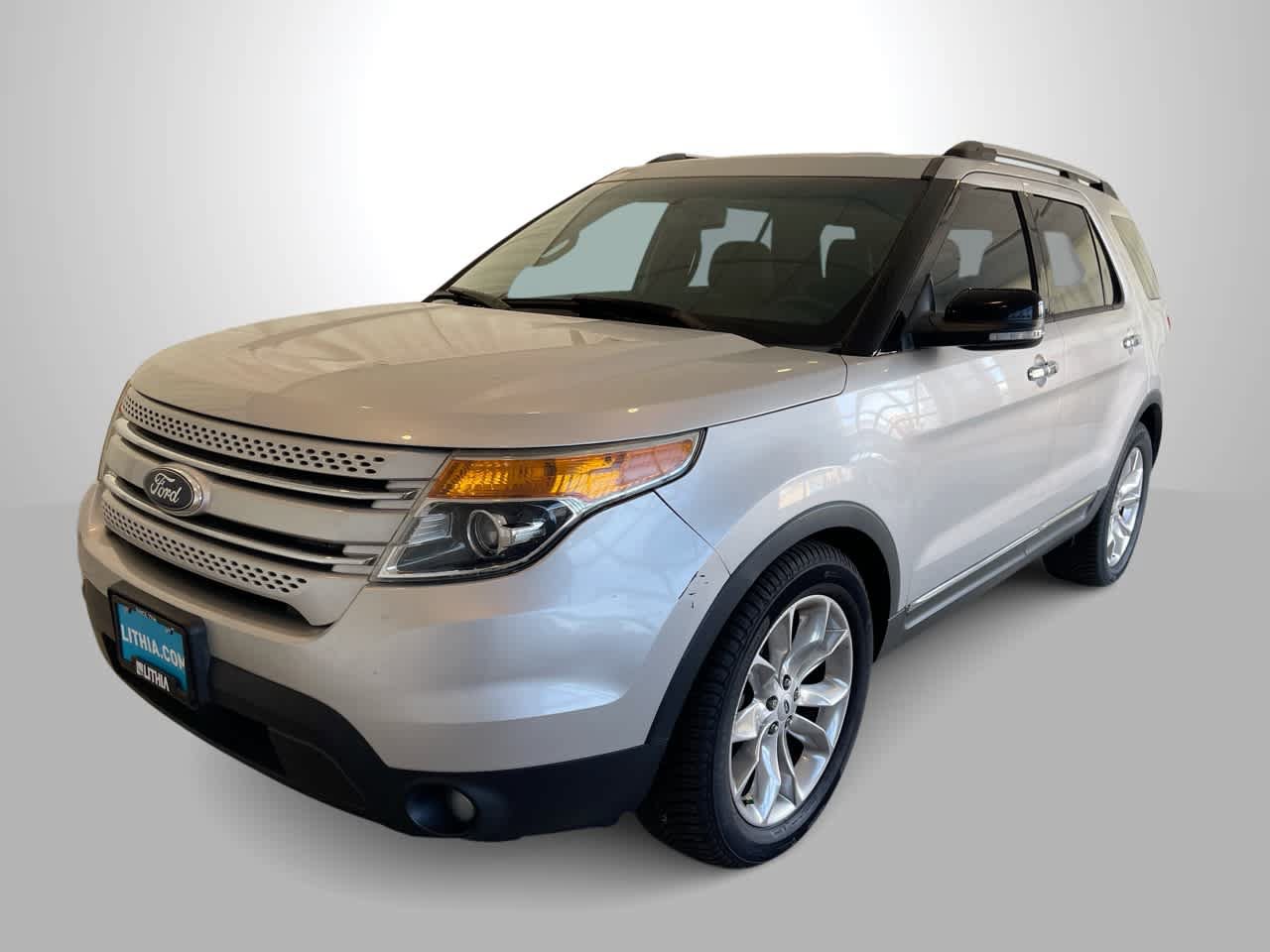 Used 2013 Ford Explorer XLT FWD image 4