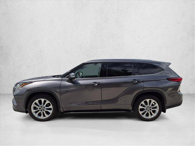 Used 2021 Toyota Highlander Limited AWD/4WD image 8