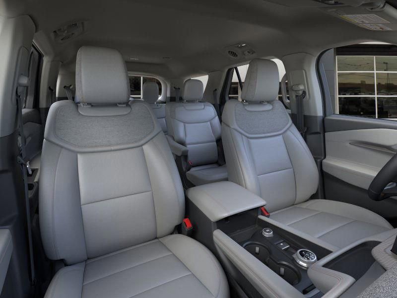 New 2025 Ford Explorer Active w/ Active Comfort Package image 14