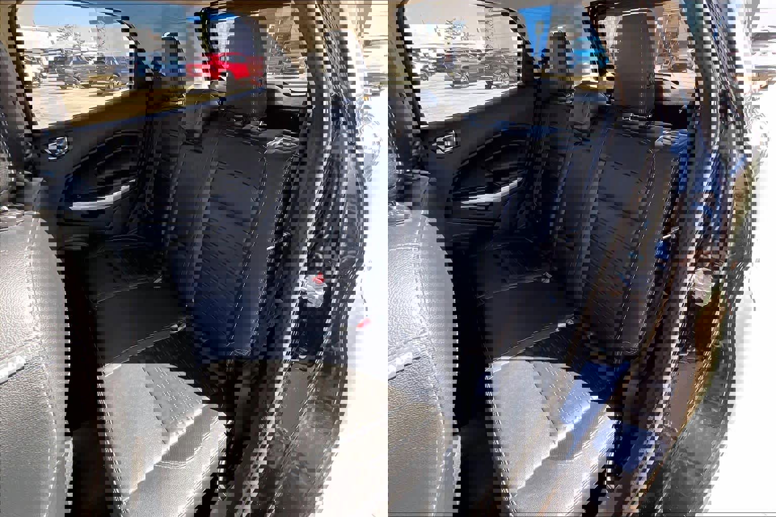 Used 2020 Ford EcoSport Titanium image 21