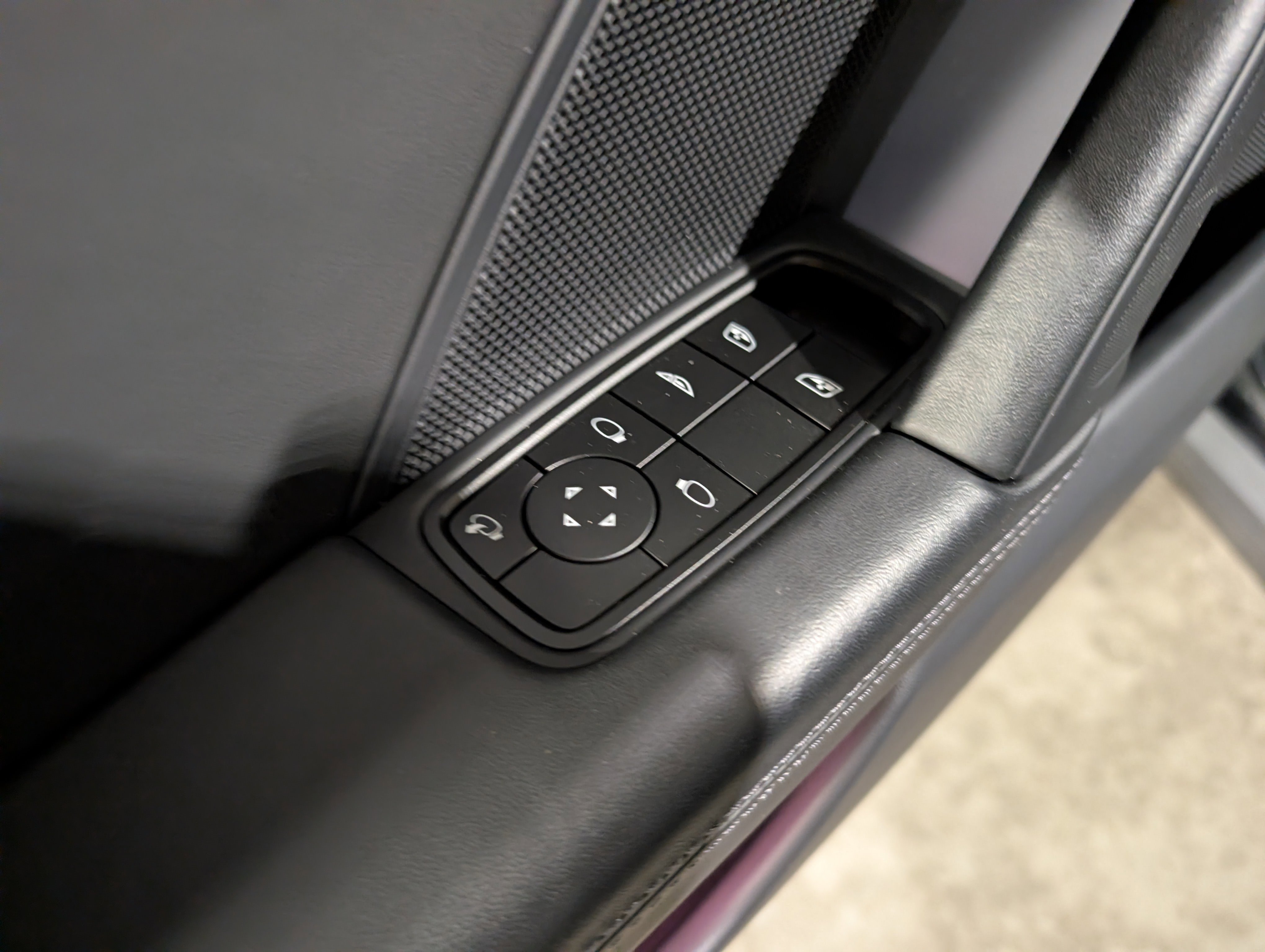 Certified 2025 Porsche 911 Carrera image 21