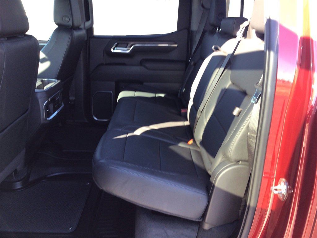 Used 2023 GMC Sierra 1500 SLT w/ SLT Premium Package image 10