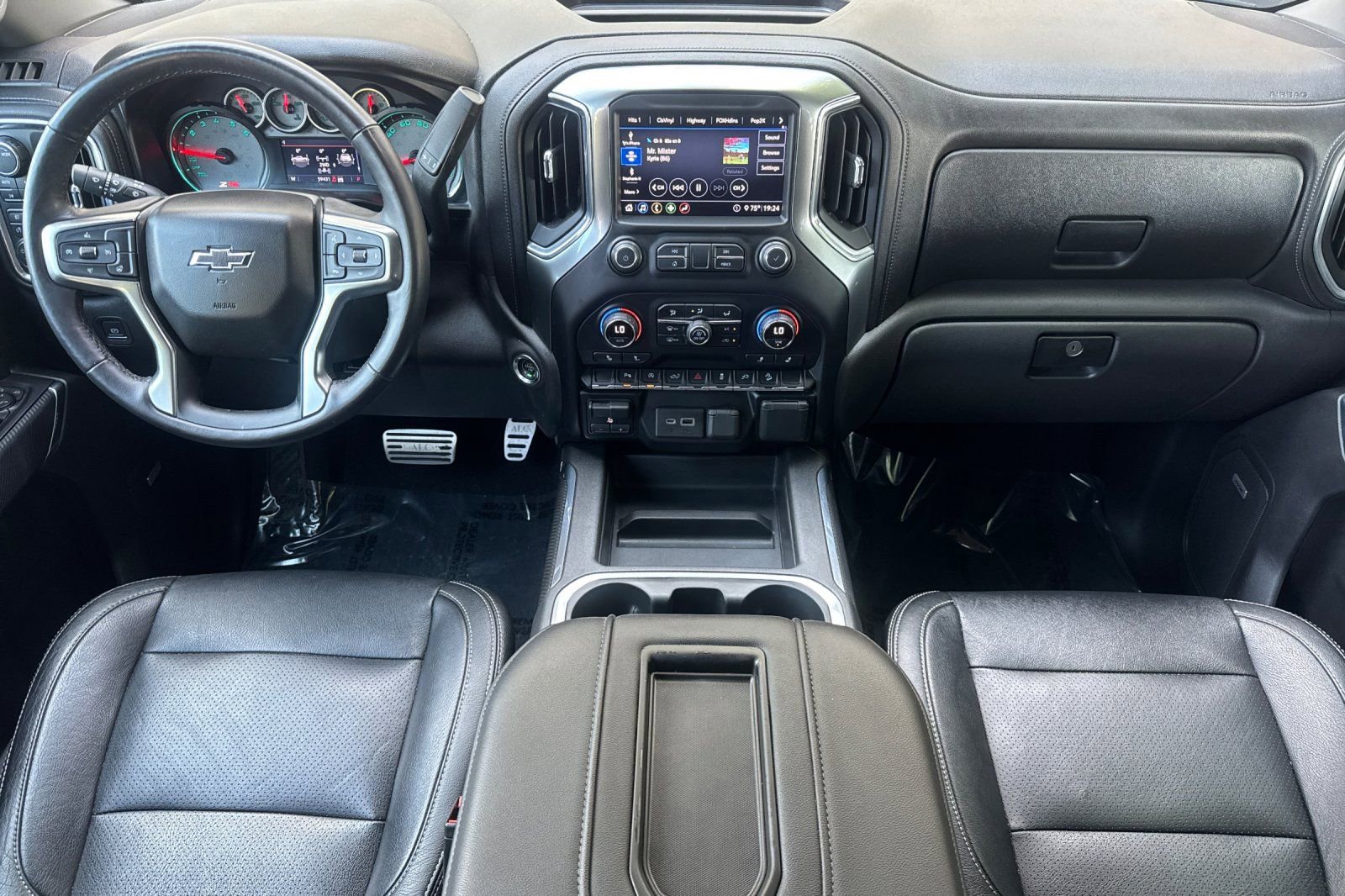 Used 2020 Chevrolet Silverado 1500 RST AWD/4WD image 13