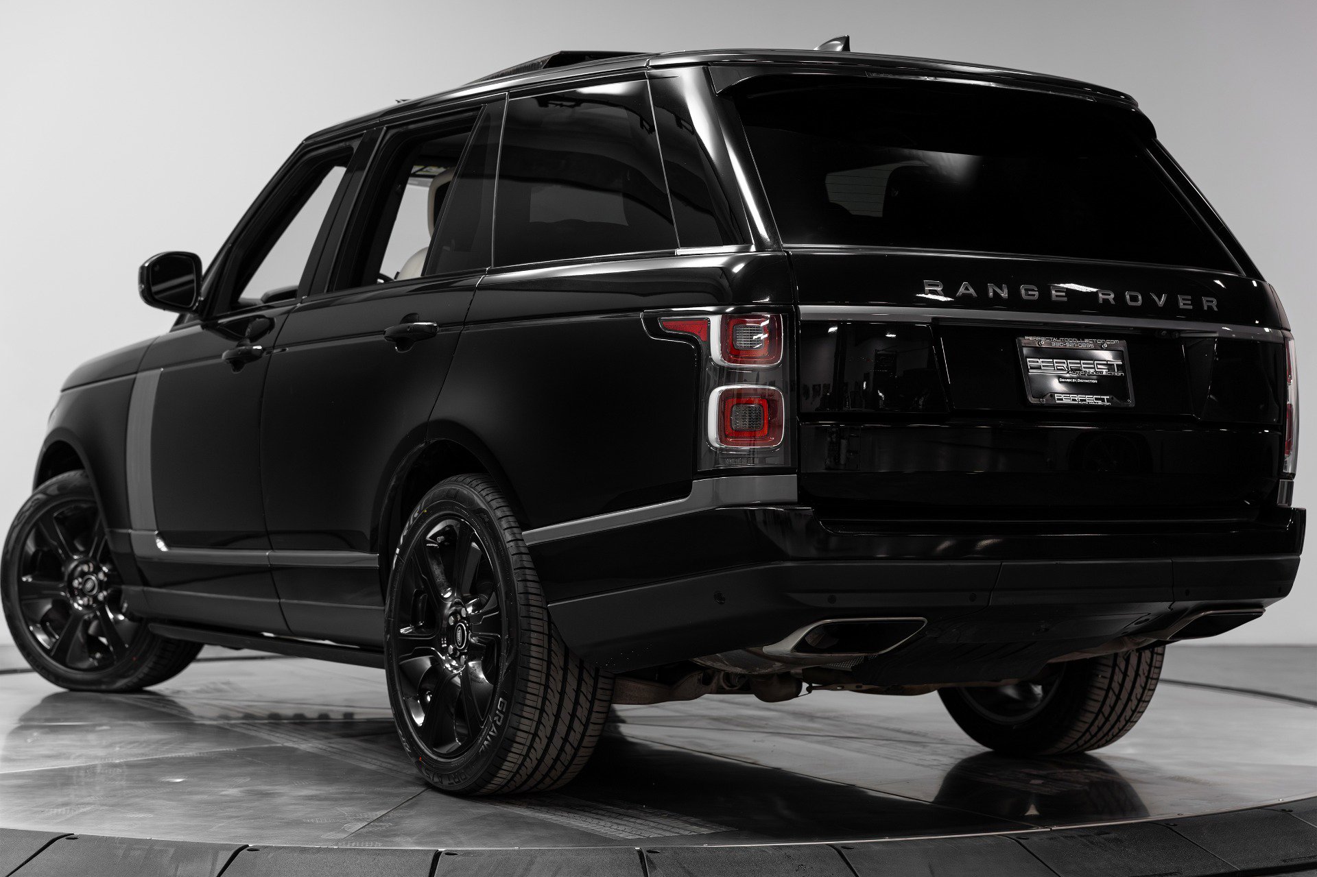 Used 2021 Land Rover Range Rover Westminster Edition image 46