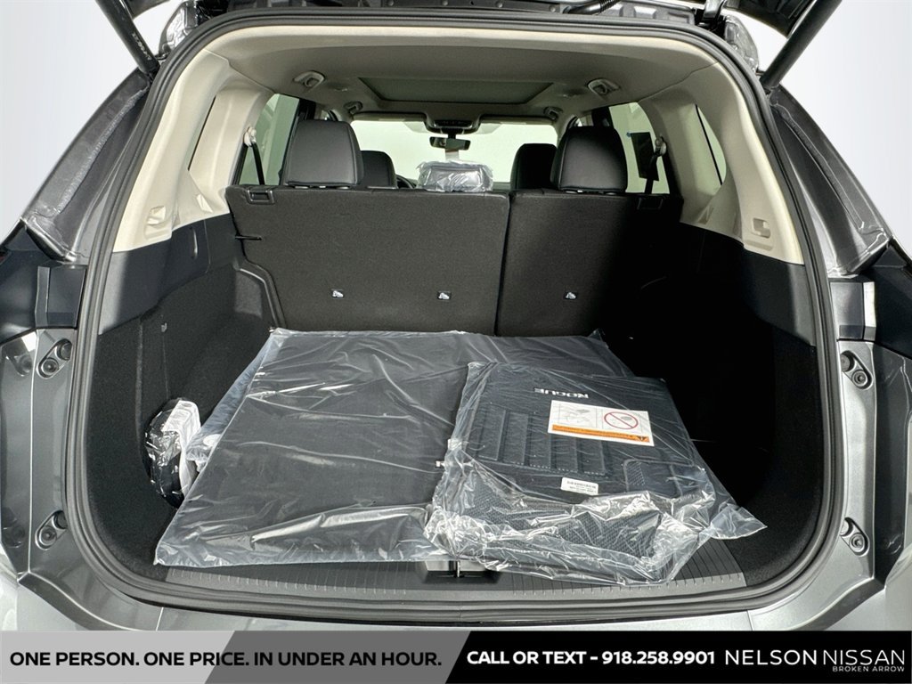 New 2026 Nissan Rogue Dark Armor FWD image 25