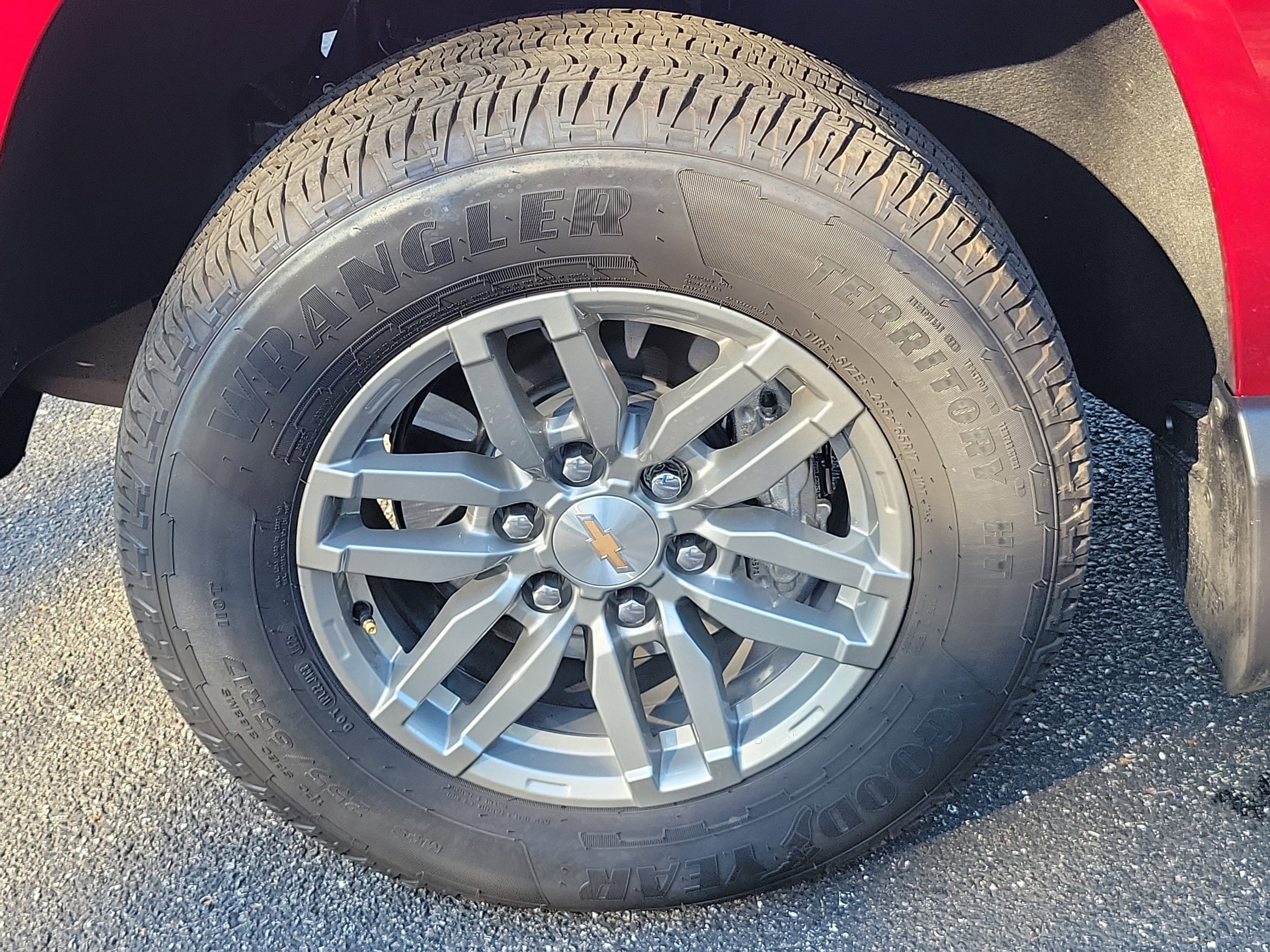 Used 2026 Chevrolet Colorado LT w/ LT Convenience Package image 10