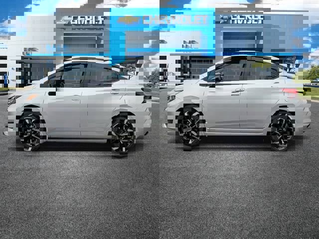 Used 2024 Nissan Versa SR w/ Trunk Package image 5