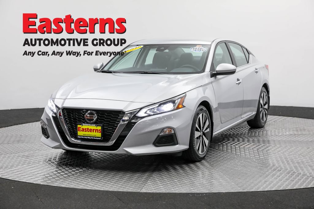 Used 2022 Nissan Altima 2.5 SV