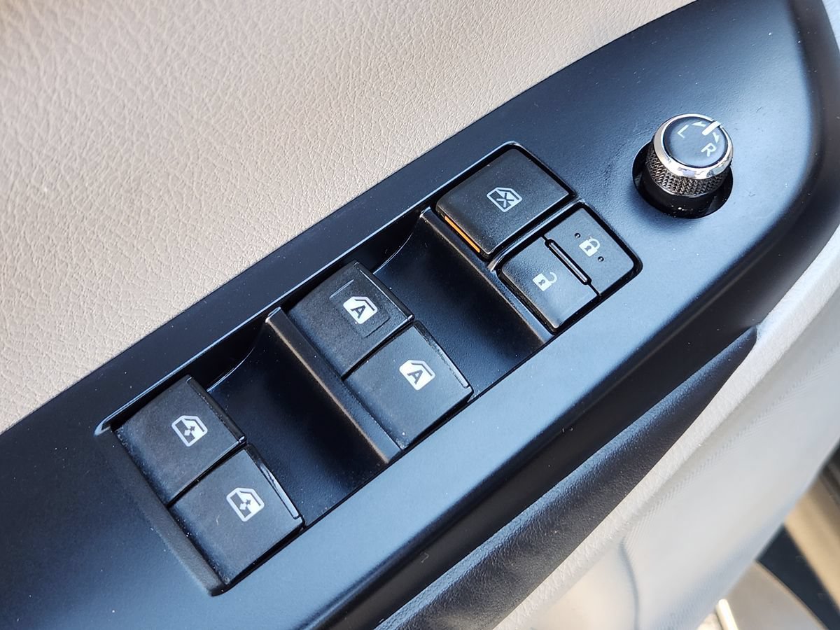 Used 2016 Toyota Highlander XLE FWD image 45