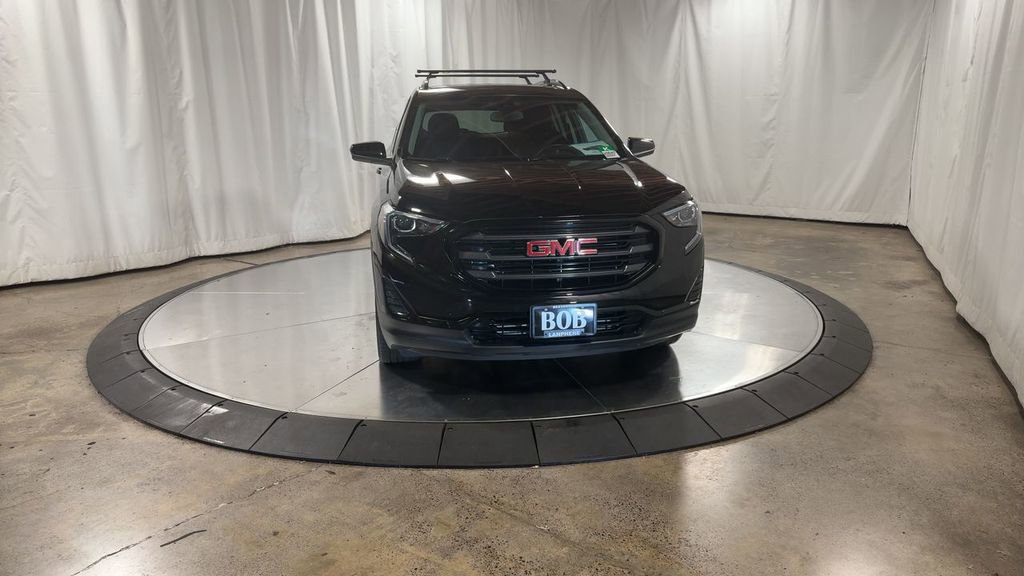 Used 2021 GMC Terrain SLE w/ Elevation Edition image 5
