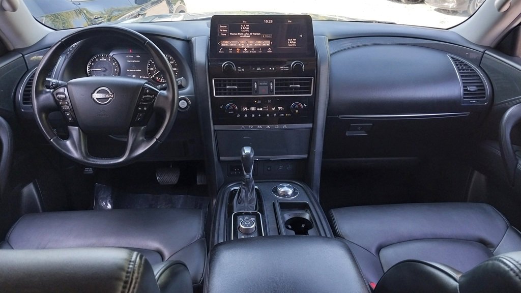 Used 2023 Nissan Armada SV image 9