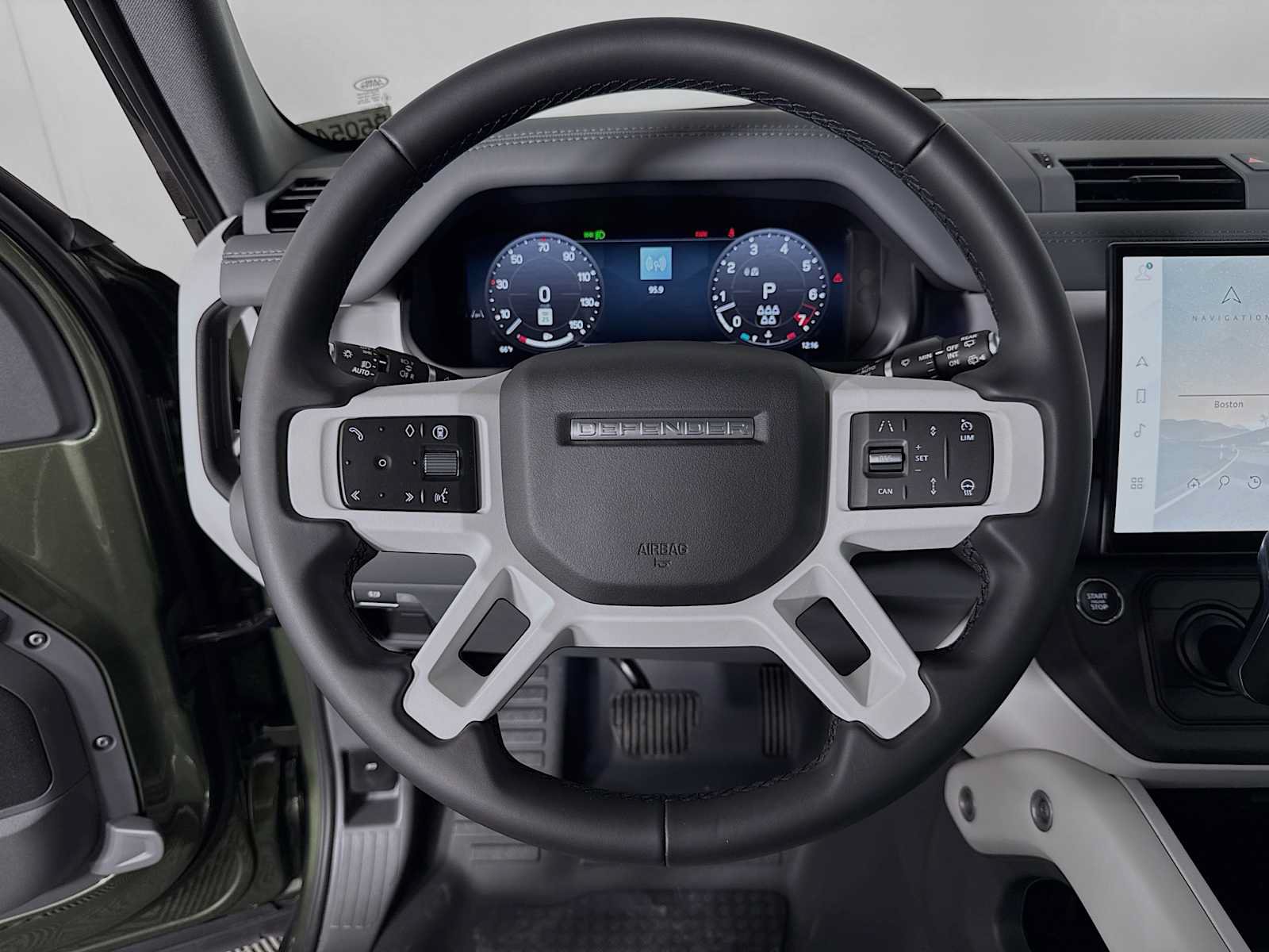 New 2026 Land Rover Defender 110 X-Dynamic SE AWD/4WD image 11