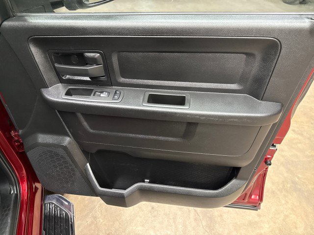 Used 2024 RAM 2500 Tradesman w/ Chrome Appearance Group AWD/4WD image 25