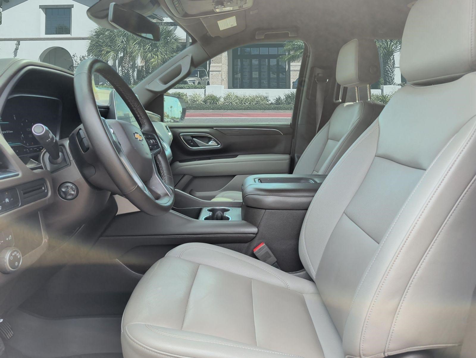 Used 2024 Chevrolet Tahoe LT w/ Luxury Package RWD image 11