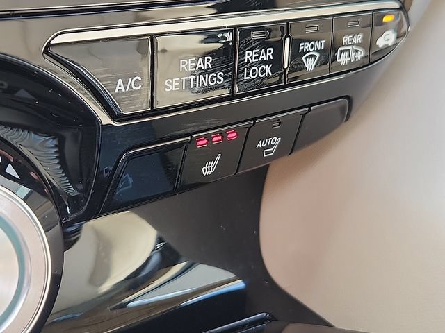 Used 2025 Acura MDX w/ Technology Package AWD/4WD image 27