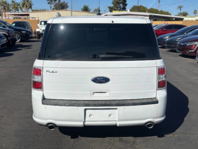 Used 2015 Ford Flex SE image 4