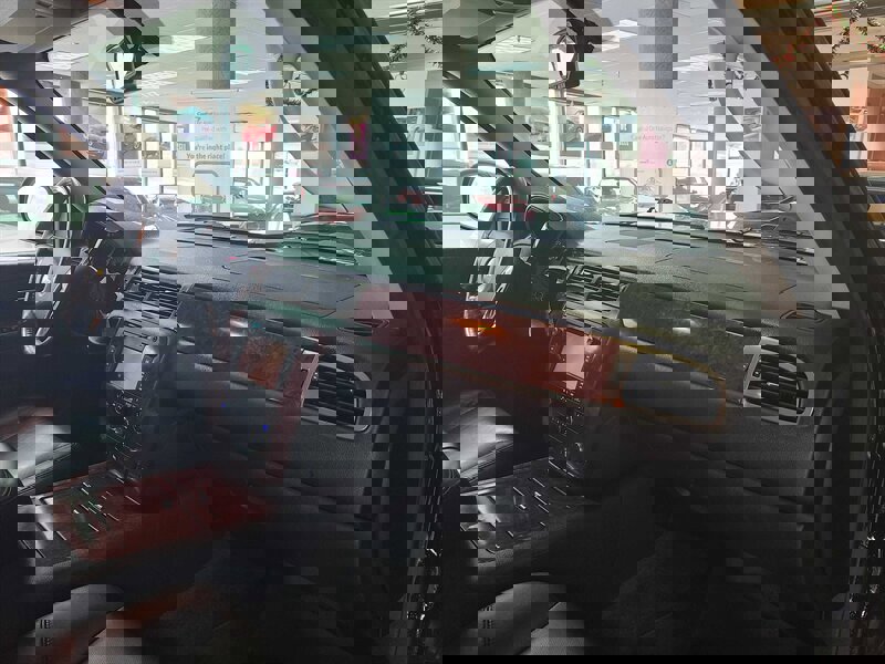 Used 2012 Chevrolet Suburban LTZ image 16