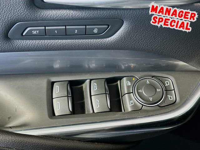 Used 2024 Cadillac XT4 Premium Luxury AWD/4WD image 20