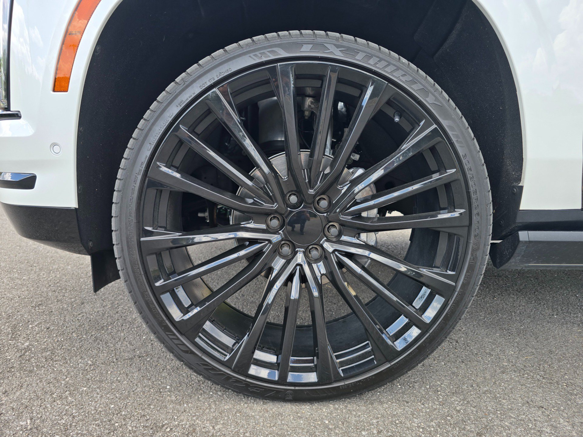 Used 2025 Cadillac Escalade Sport w/ Touring Package AWD/4WD image 52
