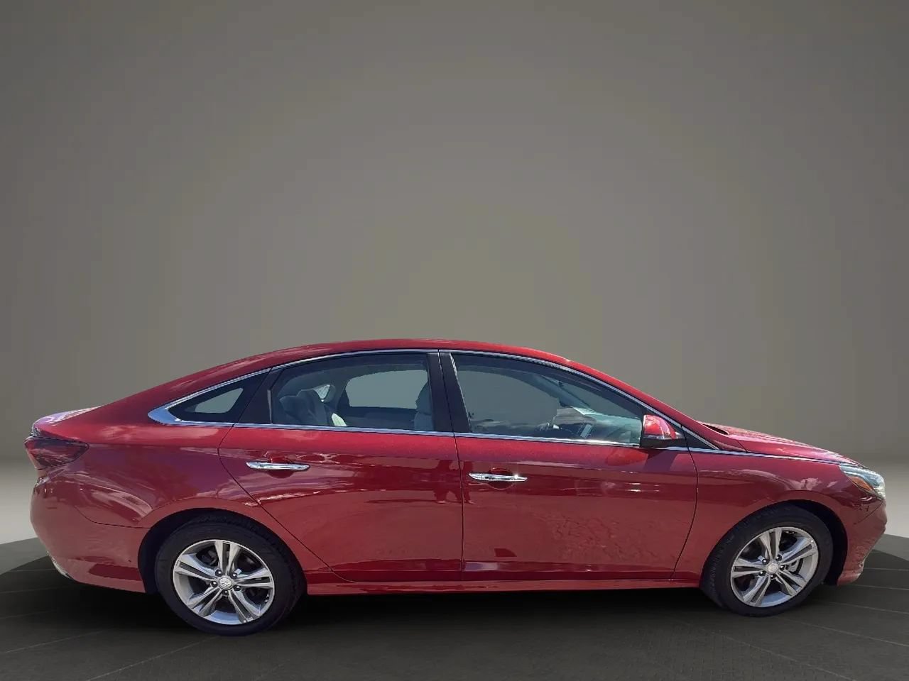 Used 2019 Hyundai Sonata SEL w/ Tech Package 02 FWD image 4