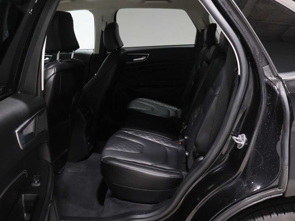 Used 2024 Ford Edge Titanium AWD/4WD image 18