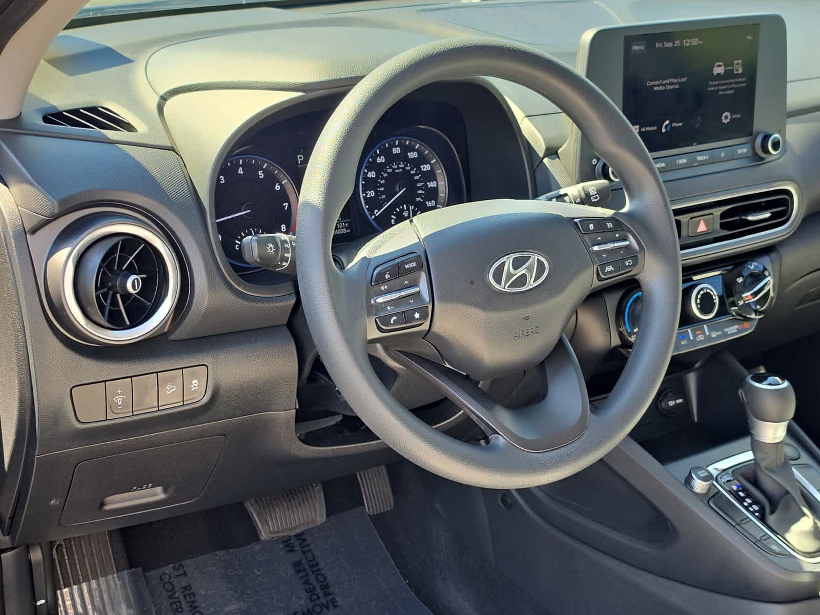 Used 2023 Hyundai Kona SEL w/ Cargo Package FWD image 10