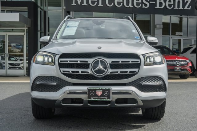 Used 2020 Mercedes-Benz GLS 450 4MATIC image 2