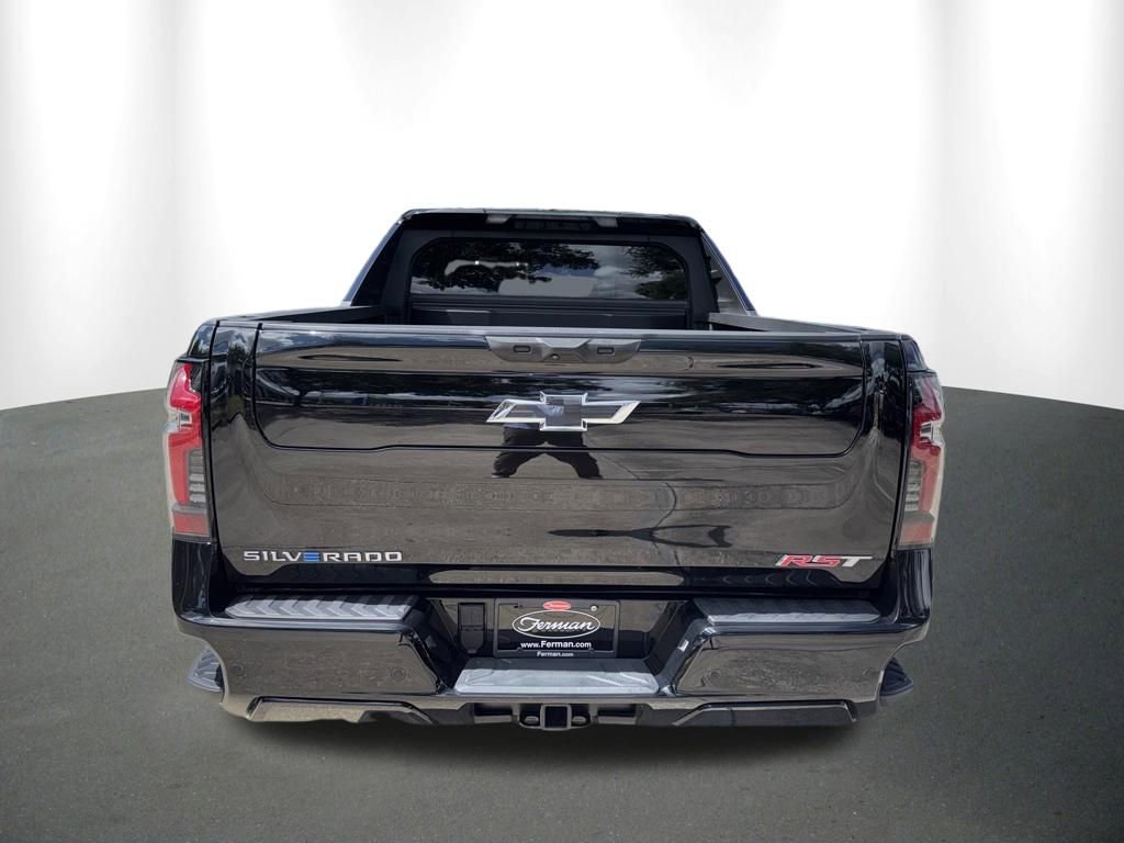 Used 2025 Chevrolet Silverado EV RST AWD/4WD image 15