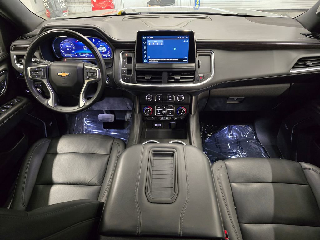 Used 2024 Chevrolet Suburban LT RWD image 37