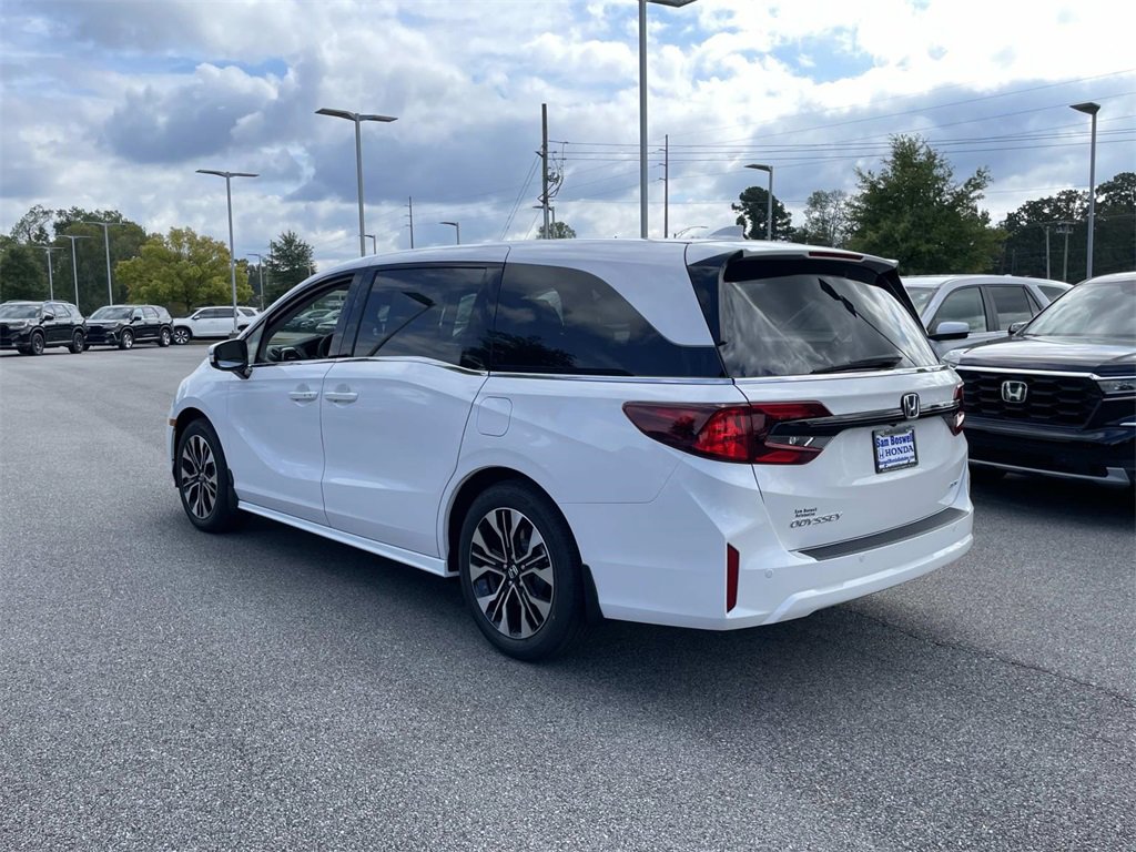 New 2026 Honda Odyssey Elite image 5