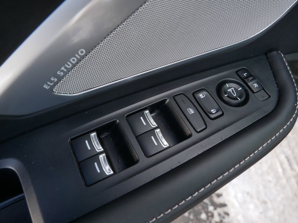 Used 2024 Acura RDX w/ Technology Package image 15