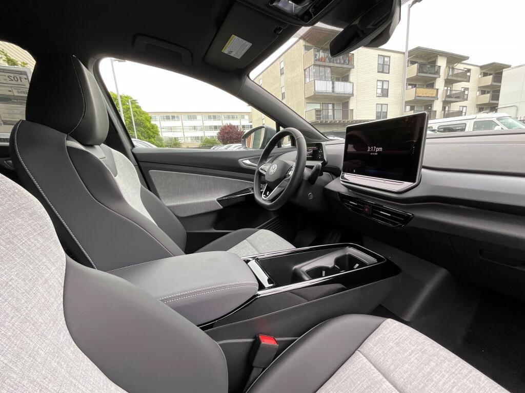 New 2026 Volkswagen ID.4 Pro AWD/4WD image 19