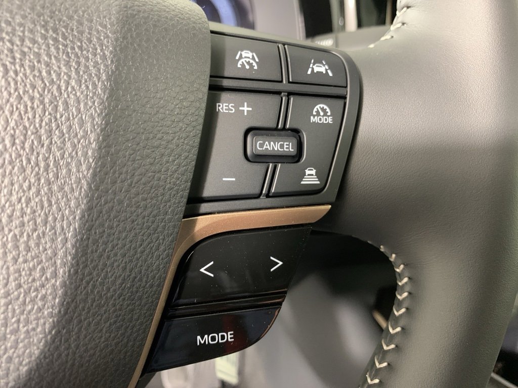 New 2026 Toyota Crown Platinum image 22