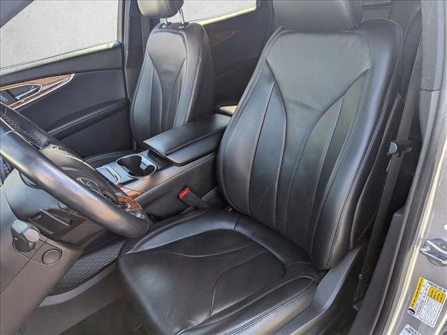 Used 2018 Lincoln MKX Reserve image 17