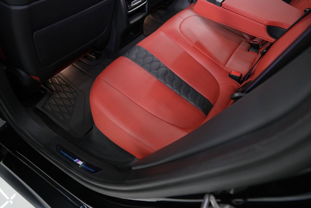 Used 2022 BMW X6 M w/ Competition Package image 31
