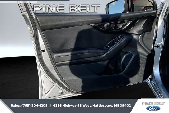 Used 2018 Subaru Impreza 2.0i Premium image 17