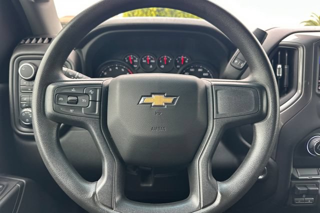 Used 2025 Chevrolet Silverado 2500 Custom w/ Custom Convenience Package AWD/4WD image 25