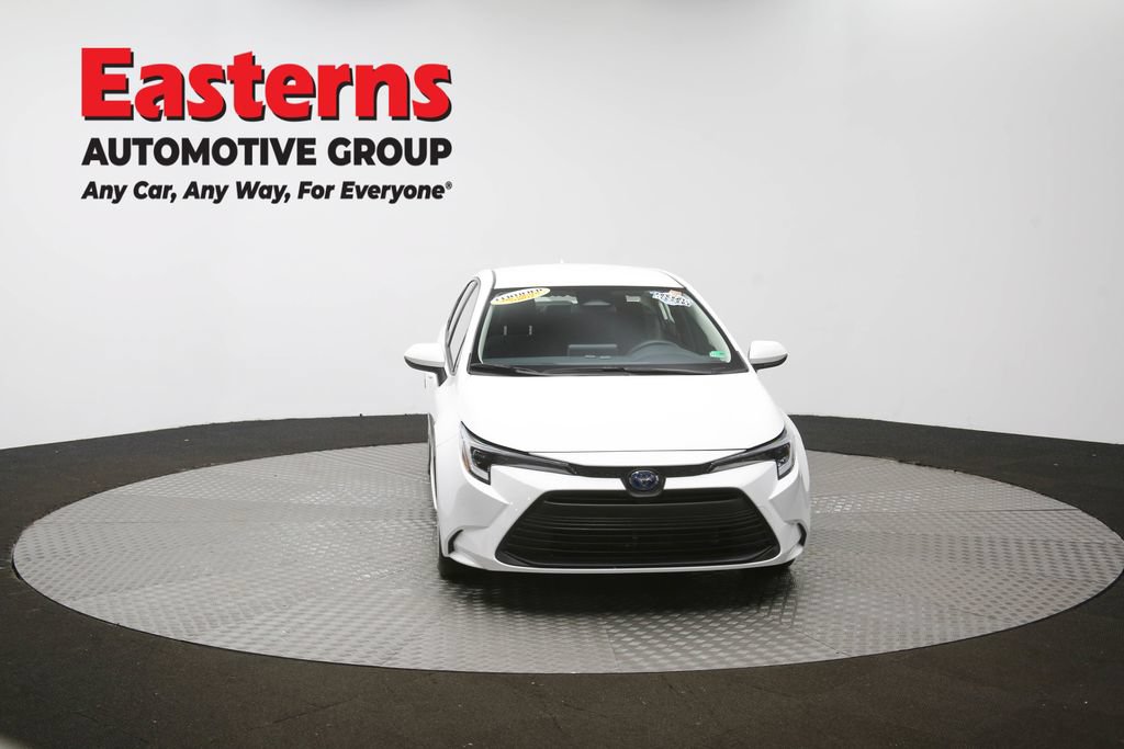 Used 2024 Toyota Corolla LE FWD image 51