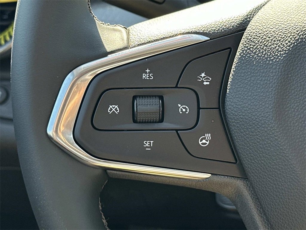 New 2025 Chevrolet Trax LT w/ LT Convenience Package image 18