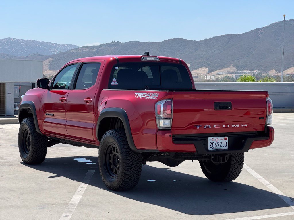 Used 2021 Toyota Tacoma TRD Off-Road w/ Technology Package AWD/4WD image 34