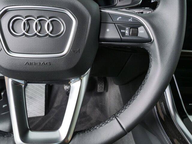 Used 2023 Audi Q7 3.0T Prestige w/ Prestige Package AWD/4WD image 11