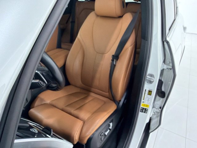 Used 2019 BMW X5 xDrive40i w/ Premium Package 2 AWD/4WD image 13