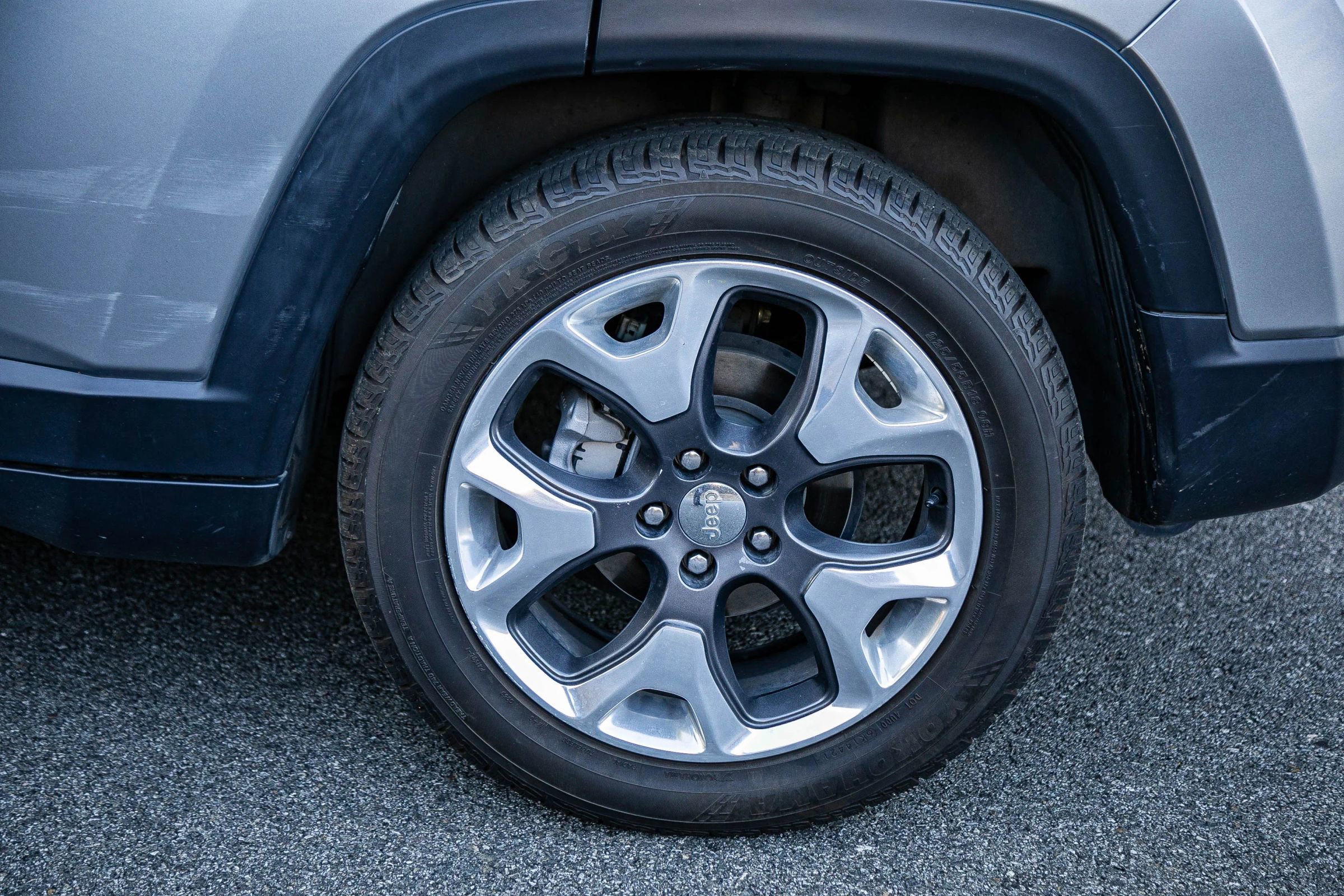 Used 2019 Jeep Compass Limited image 12