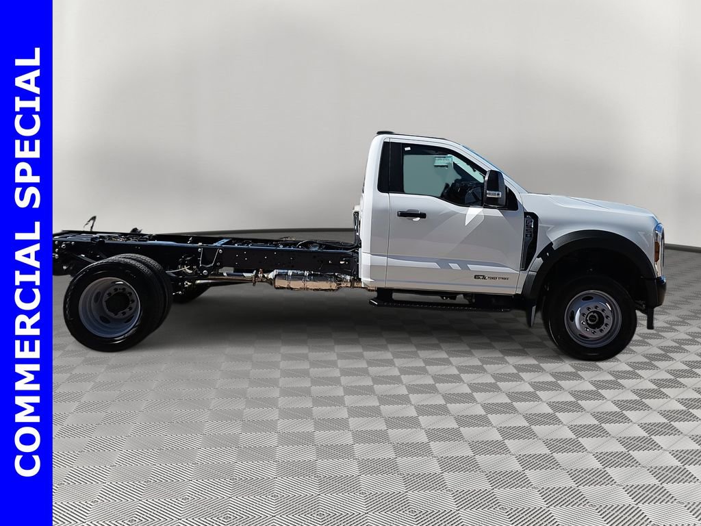 New 2025 Ford F550 4x4 Regular Cab Super Duty image 2