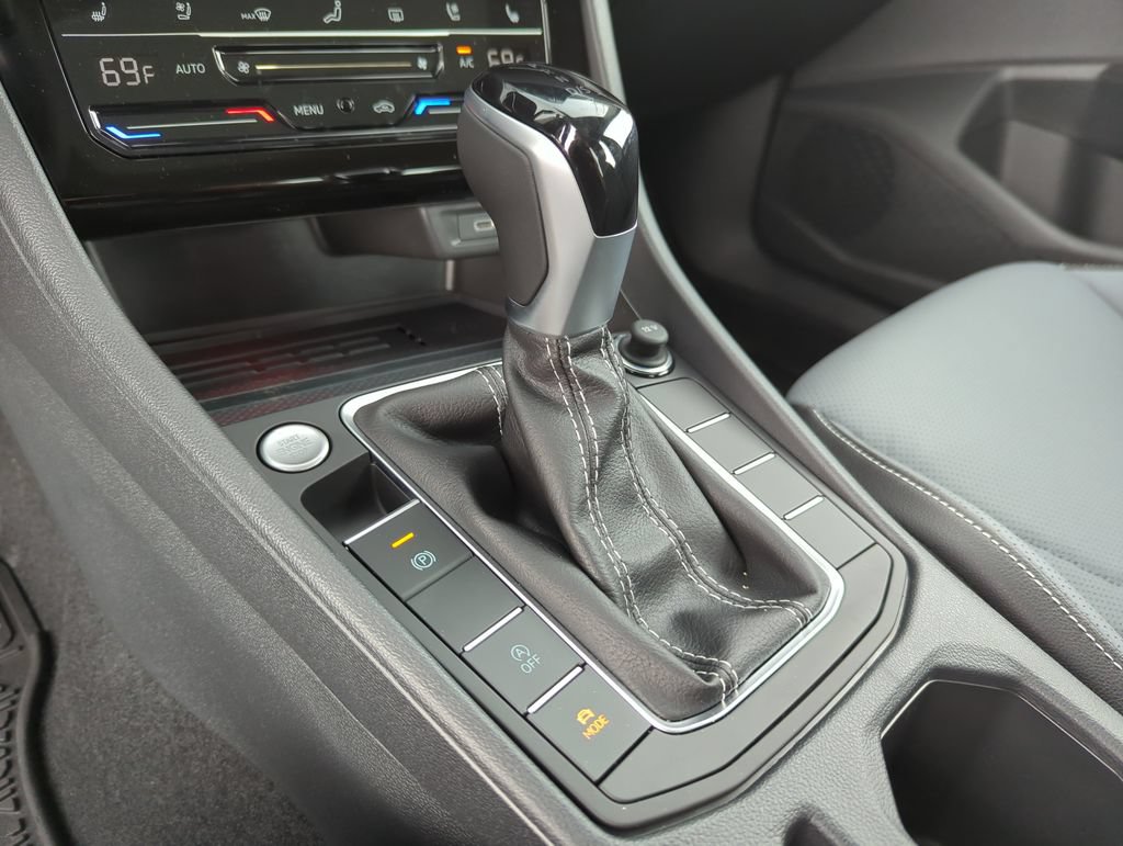 New 2026 Volkswagen Jetta SEL FWD image 34