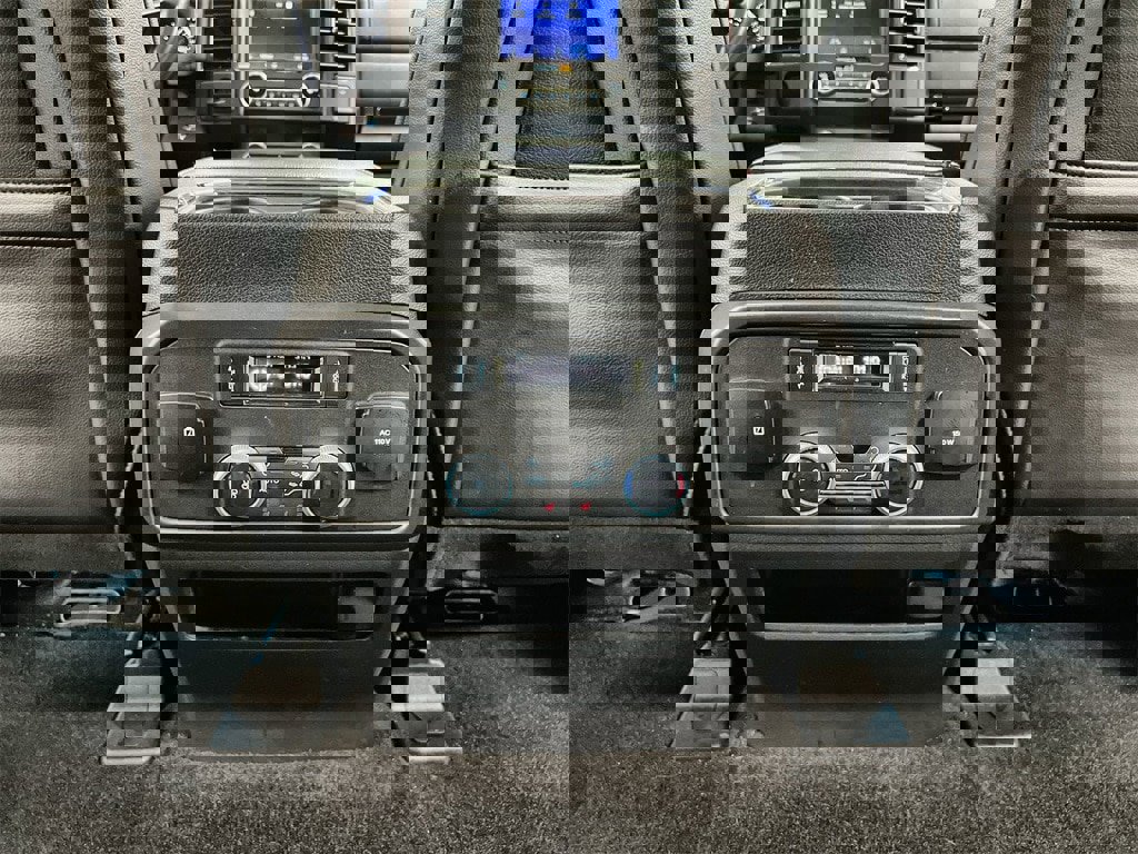 Used 2021 Ford Expedition Limited image 31