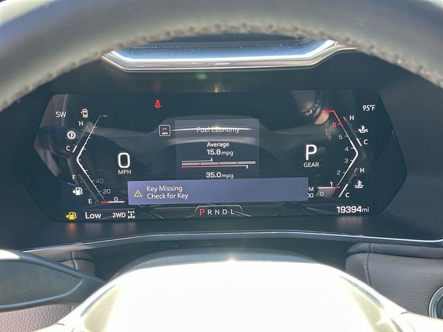 Used 2024 GMC Canyon Denali image 10